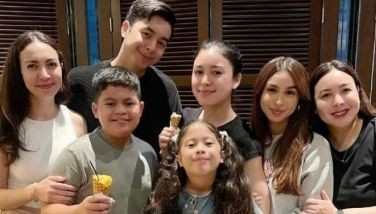 Marjorie Barretto, Linda Gorton bond with their kids with Dennis Padilla