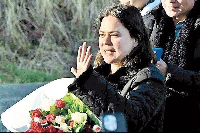 Sara departs for Qatar, Netherlands